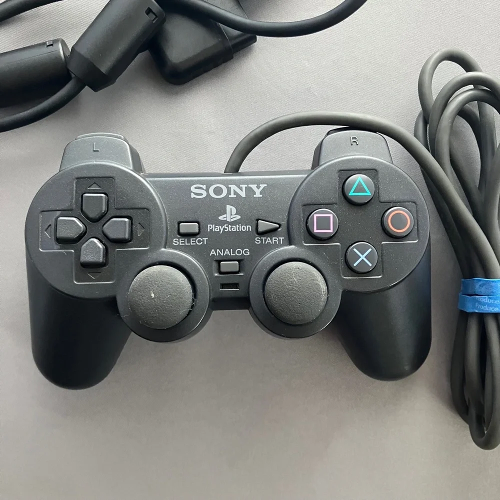 Sony PlayStation Game analog controller, SCPH-1200 w/ additional extension cord